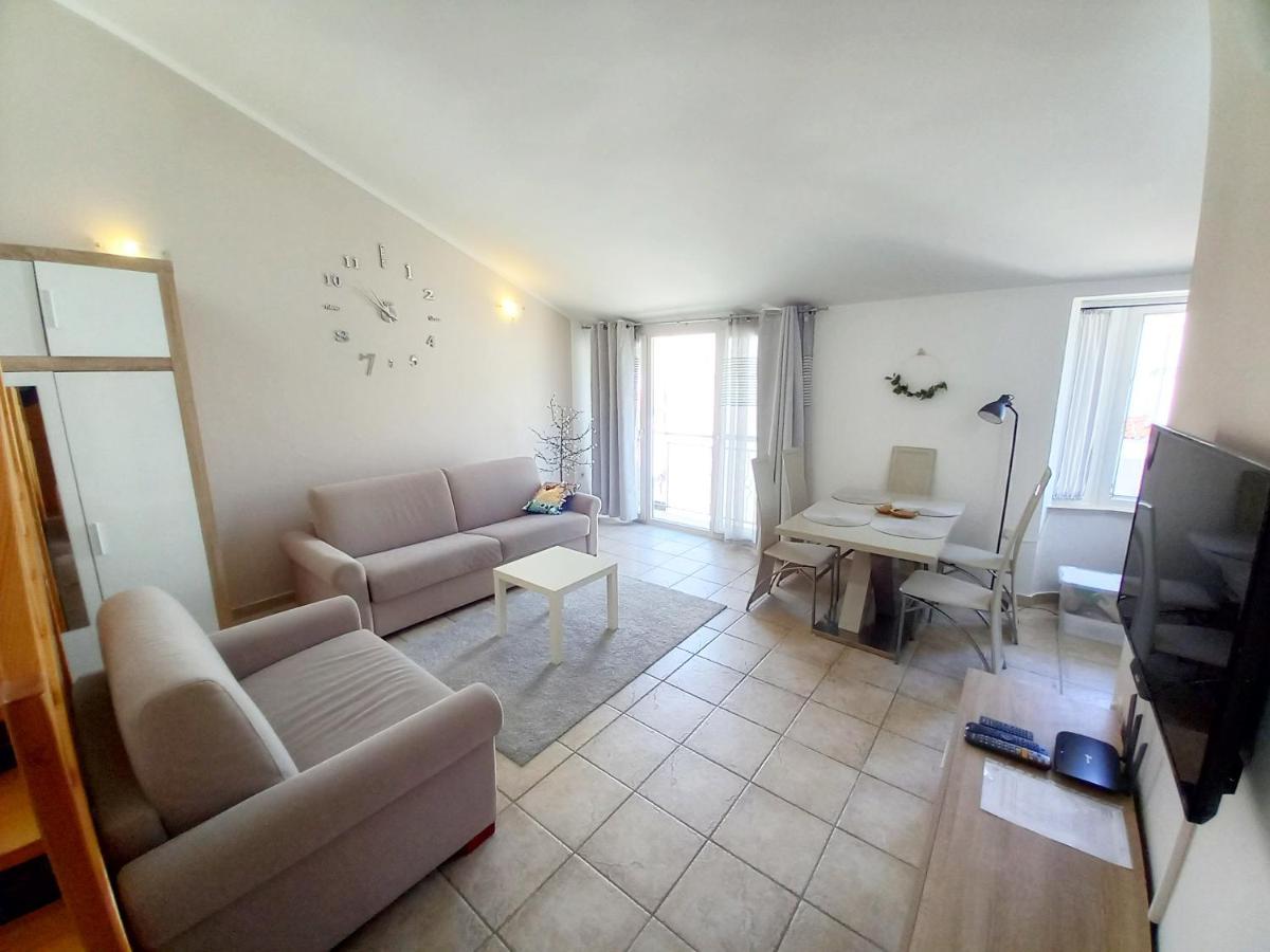 Apartment Karlo Медулин Екстериор снимка