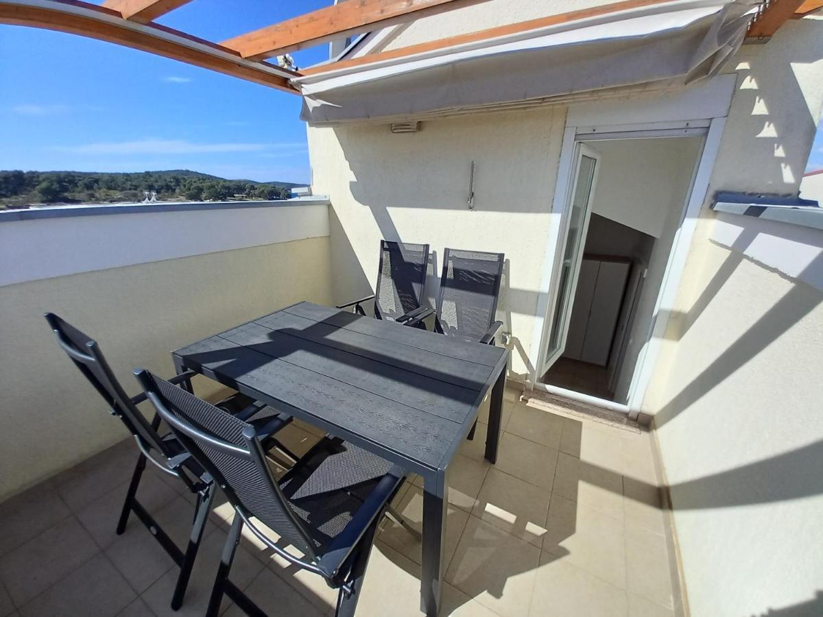 Apartment Karlo Медулин Екстериор снимка