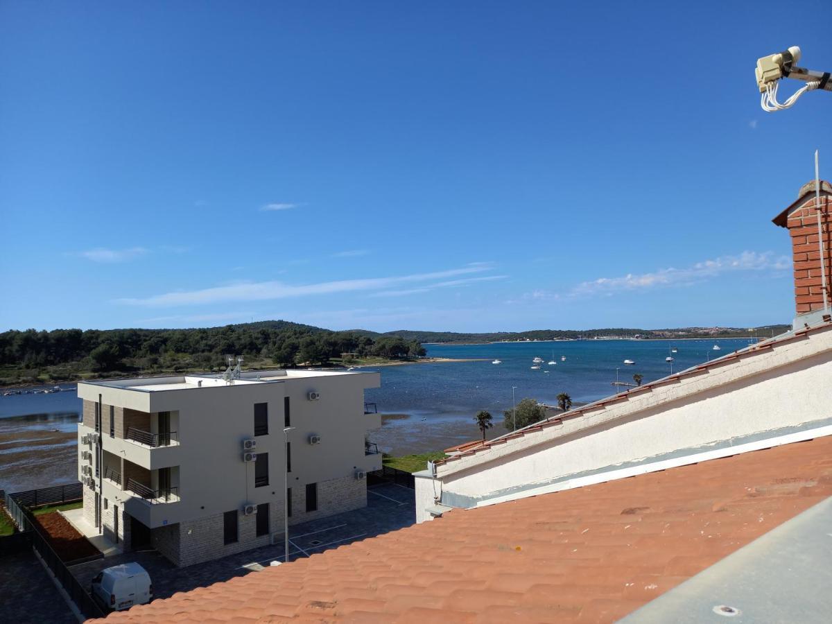 Apartment Karlo Медулин Екстериор снимка