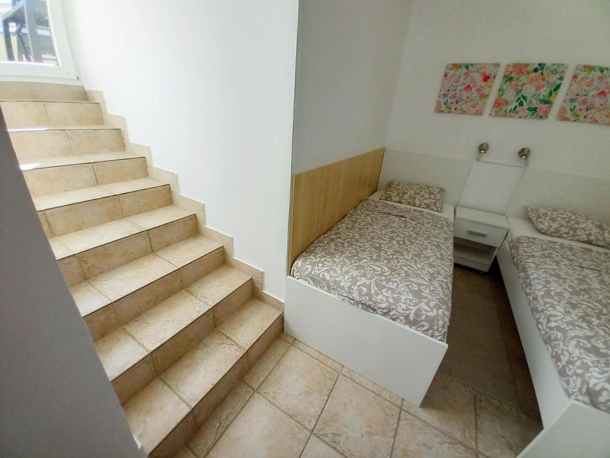 Apartment Karlo Медулин Екстериор снимка
